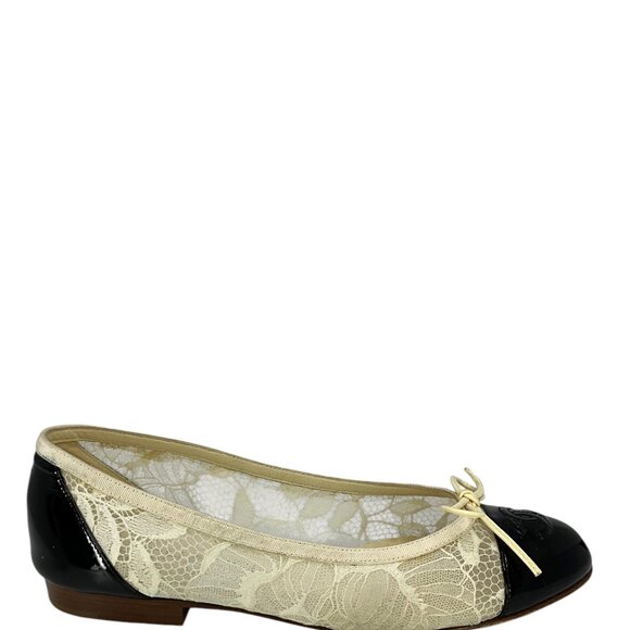 CHANEL Lace CC Cap Toe Ballet Flats Size 7 - Picture 3 of 6
